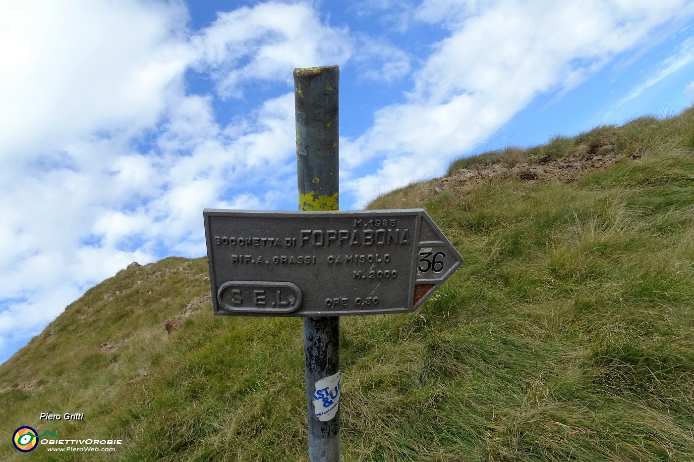 29 Alla Bocchetta di Foppaboma (2000 m).JPG